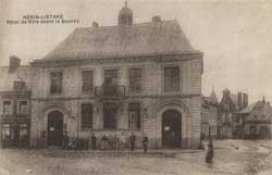 henin lietard mairie hotel de ville avant la guerre estaminet crepin carte postale animee cp cpa